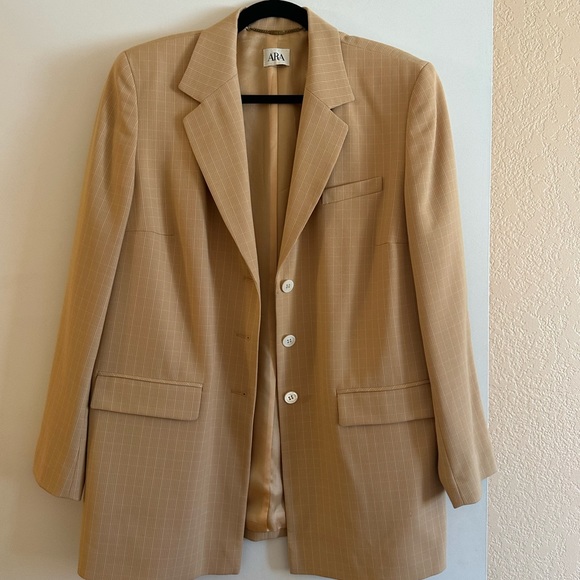 Ara Jackets & Blazers - Ara Tan Blazer